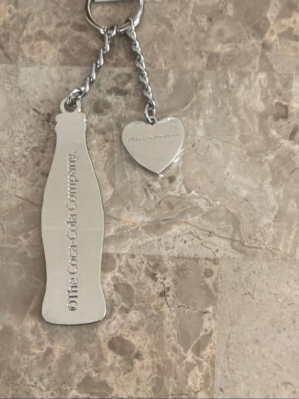 Coca Cola Red Bottle & Heart Keychain - Forever 21 - Picture 2 of 3